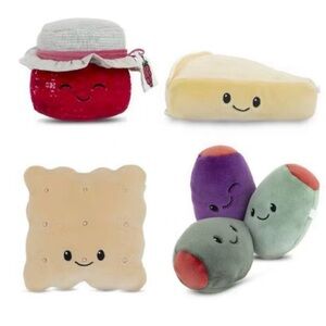 Gigglescape Charcuterie Box Set Brie Cheese, Jam, Olives, Square Cracker Plush